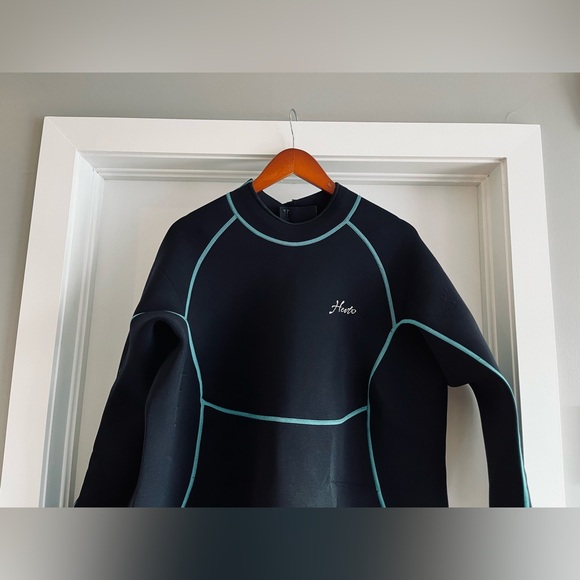 Hevto Plus Size Wetsuit - Picture 7 of 12